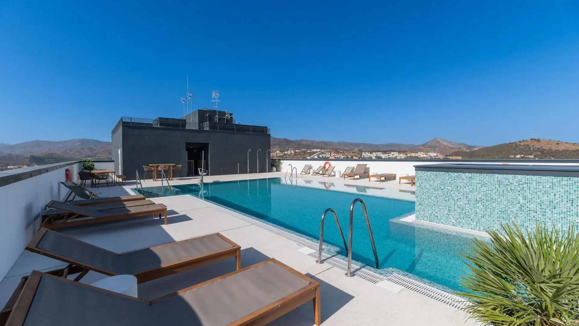 Xpce Urban 16 Malaga Skyline - Parking Free Apartment Spain