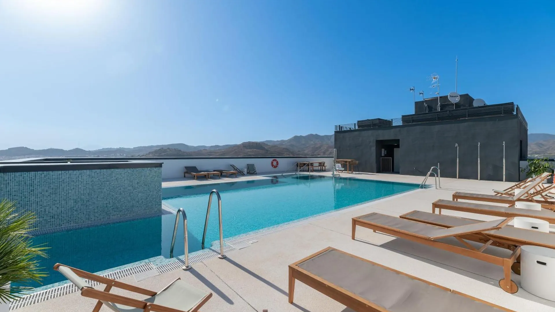 Xpce Urban 16 Malaga Skyline - Parking Free Apartment
