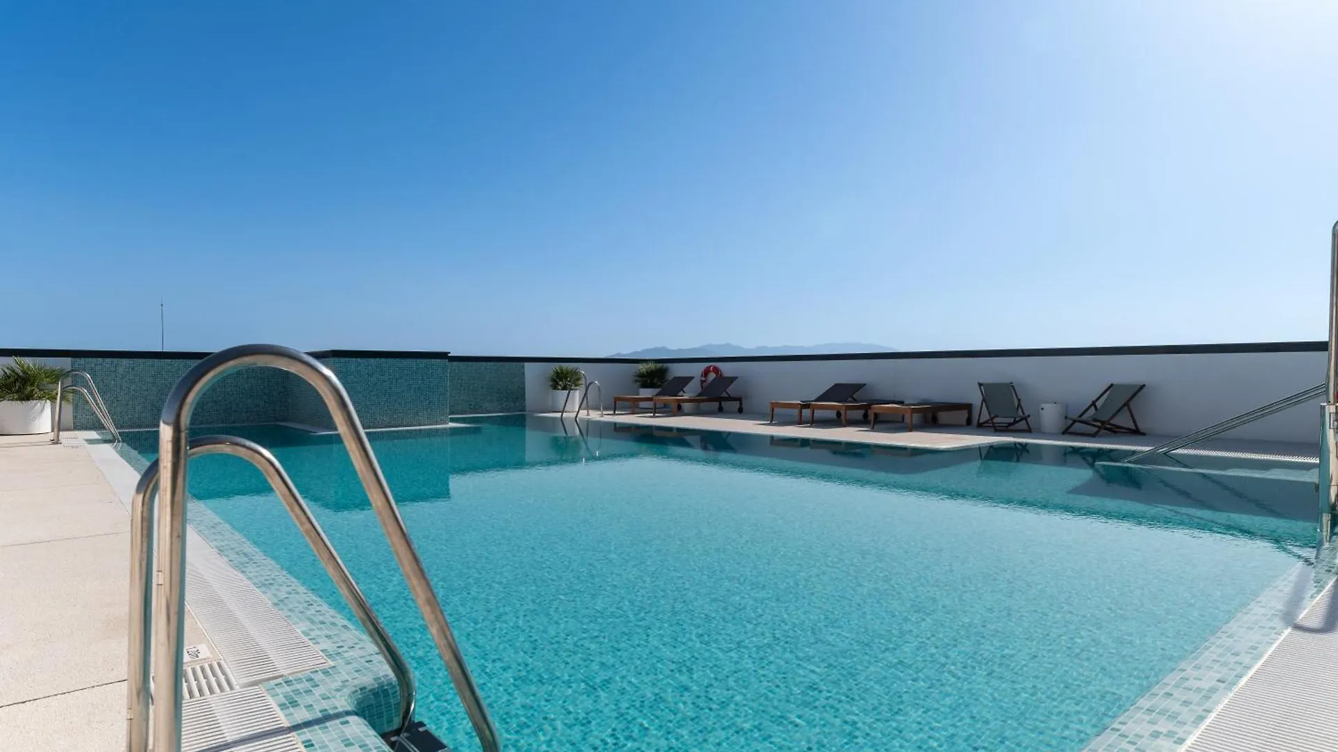 Xpce Urban 16 Malaga Skyline - Parking Free Apartment